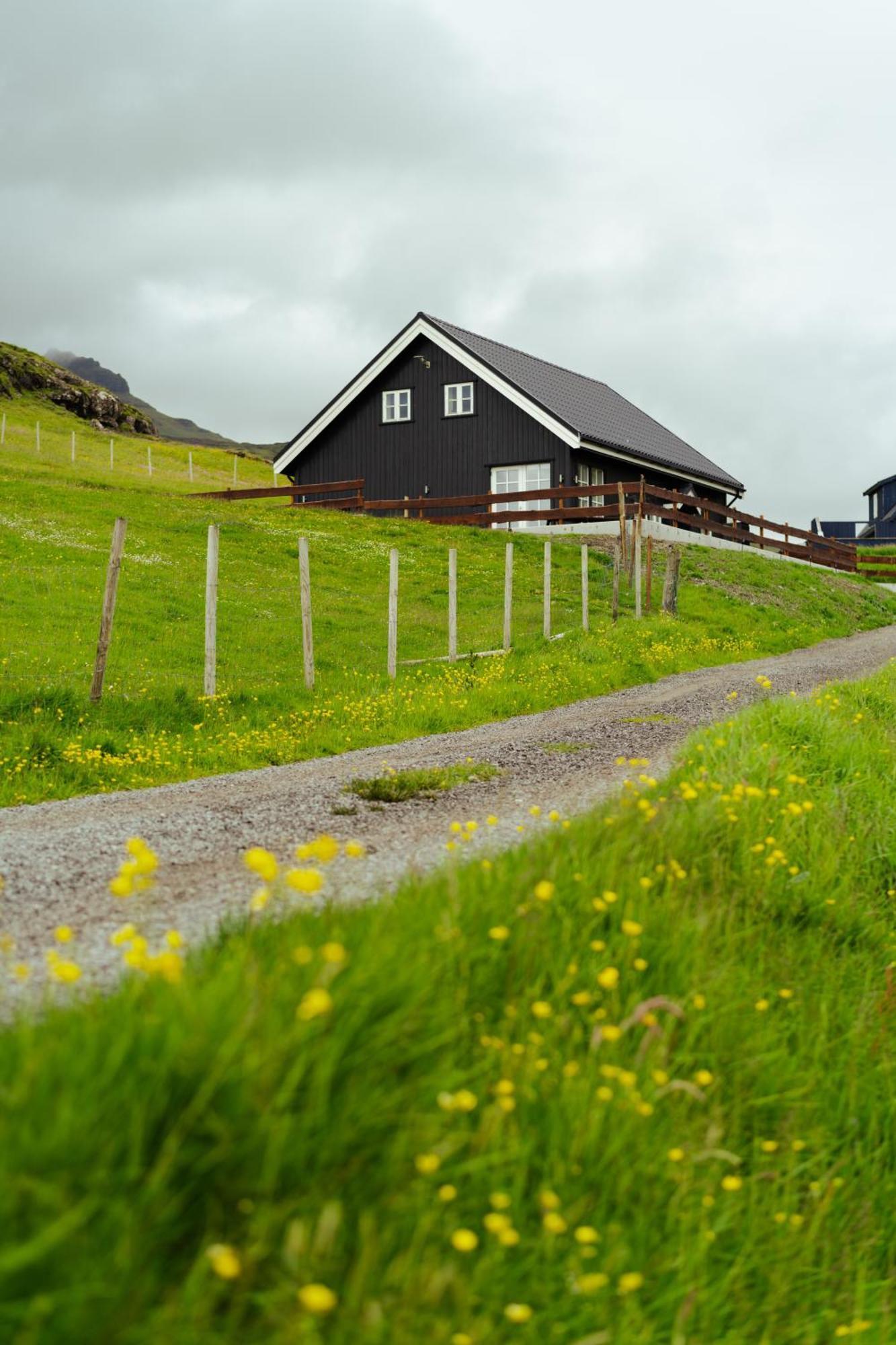 A Snaetu - Serene Village Stay Surrounded By Nature Sandavagur Экстерьер фото